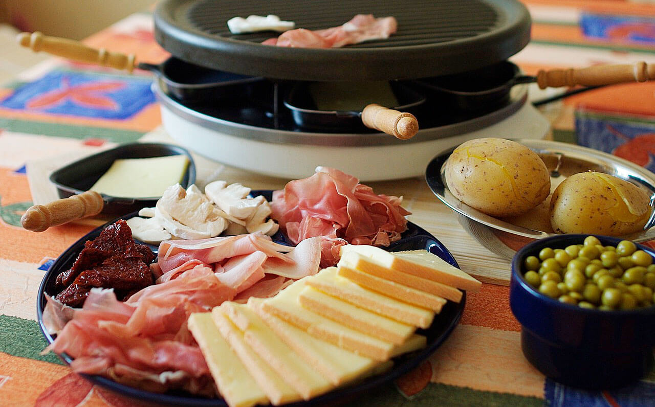 Raclette Ideen: Tipps und 3 einfache Rezepte | rolfkocht.de - kochen ...