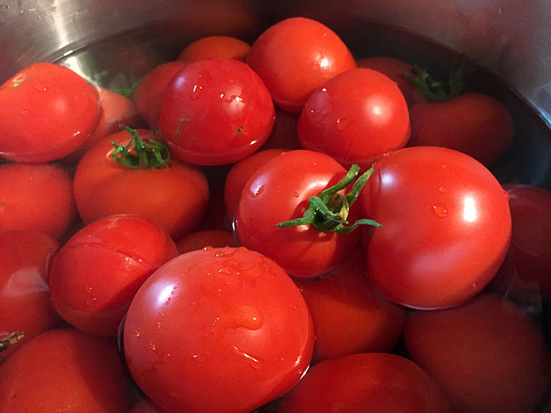Tomaten einkochen schälen häuten