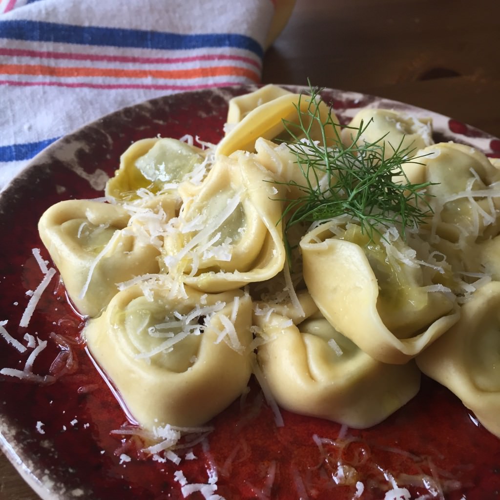 Tortellini Spinaci mit Fenchelspitzen und Parmesan | rolfkocht.de ...