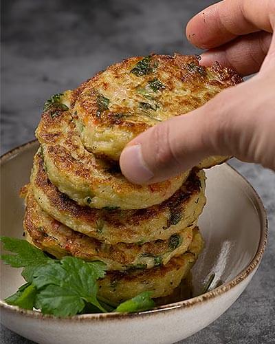 vegetarische Zucchinipuffer